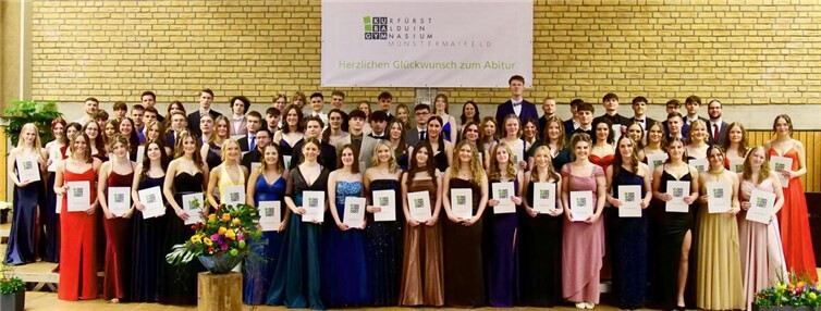 Die Abiturientinnen und Abiturienten. 