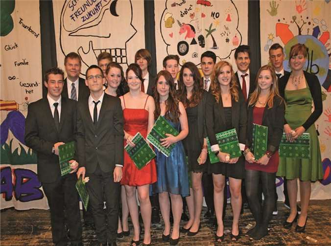 Die Abschlussklasse FOS Wirtschaft und Verwaltung.