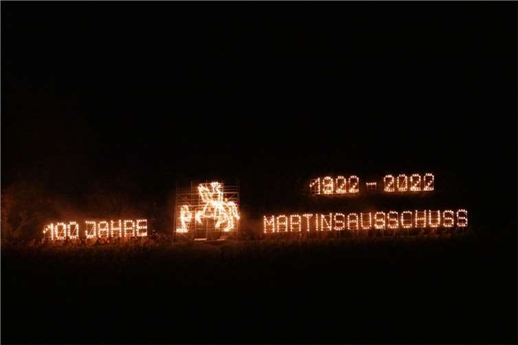 Die Adebachhut widmete sich dem Martinsausschuss. 