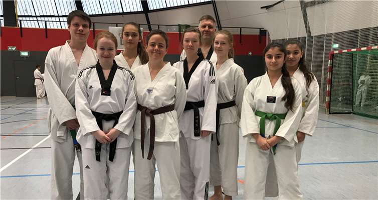 Die Adenauer Sportler beim Lehrgang.Foto: privat