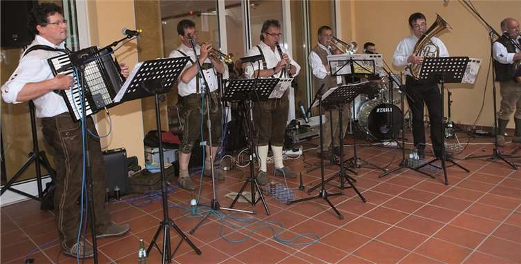 Die Adikrainer kamen in Steimel gut an.-WT-