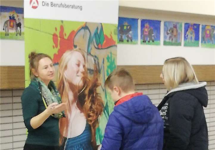 Die Agentur für Arbeit informierte zum Thema Ausbildung.