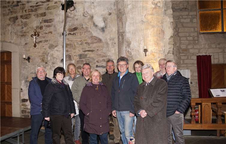 Die Ahrtalgästeführer zu Gast in der Propstei Buchholz mit dem Vorsitzenden des Fördervereins Herrn Gerd Rothbrust (4. v. l.) und dem Vorstandsmitglied Herrn Ralf Lubberich (2. v. r.). Förderverein Propstei Buchholz