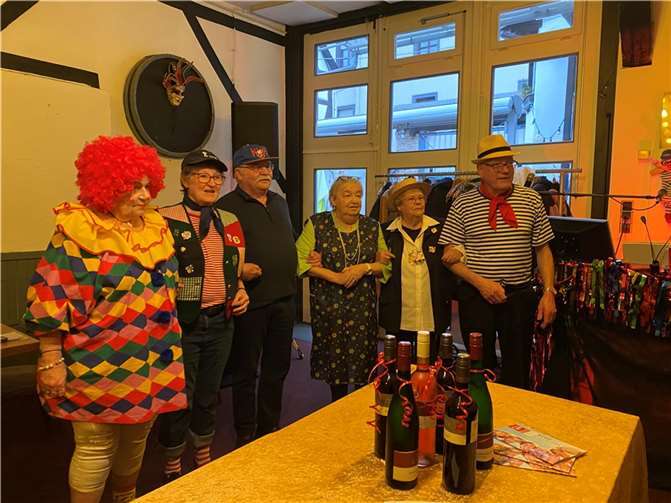 Die Akteure beim karnevalistischen Kaffeenachmittag.Foto: Anne-Leonie Balmes