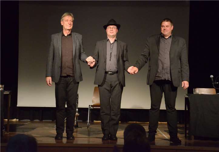 Die Akteure des Abends Axel Gehring, Bernd Spehl und Michael Mombaur freuten sich über lang andauernden Applaus. Foto: privat