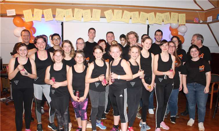 Die Akteure des Verbandsgemeinde-Neujahrsempfangs mit Bürgermeister Achim Haag. wite