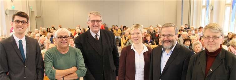 Die Akteure des zweiten Akademietages in Vallendar (v. links) Dr. Thomas Arnold, Bernd Kuhl, Prof. Dr. Dr. Thomas Sternberg, Jennifer Groß, Pater Heinz Willi Rivert, Prof. Dr. Paul Rheinbay SAC. privat