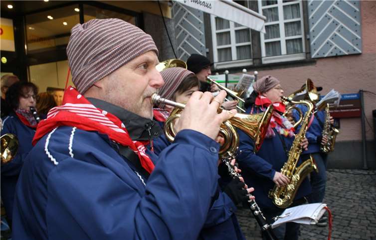 Die Aktiven vom Musikverein Cochem erfreuten mit schwungvollen Karnevalsliedern.