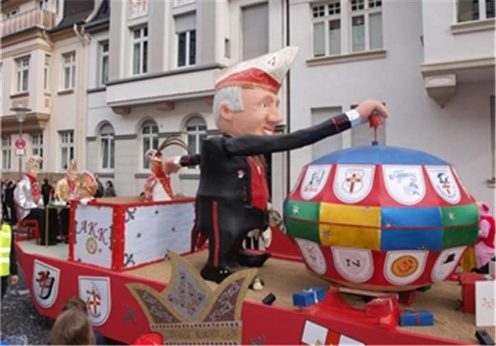 Die Alt-Herren-Corps 1936 Koblenz e.V. wurden für den „Dilldopp“ mit einem von drei Pokalen für die auffallendste Technik ausgezeichnet.