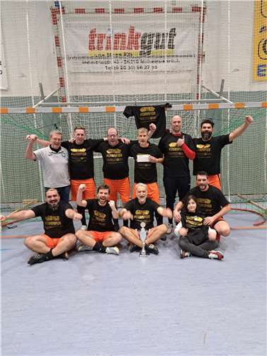 Die Alte Herren der SG 2000 hatten allen Grund zur Freude.  Foto: SG 2000