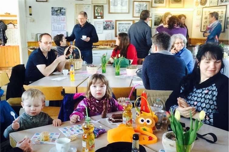 Die Alte Schule in Niederdrees war Ausgangs- und Zielpunkt der Osteraktion des Ortsausschusses. privat