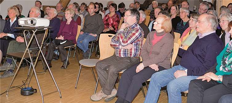 Die Alte Schule war gut gefüllt.-WT-
