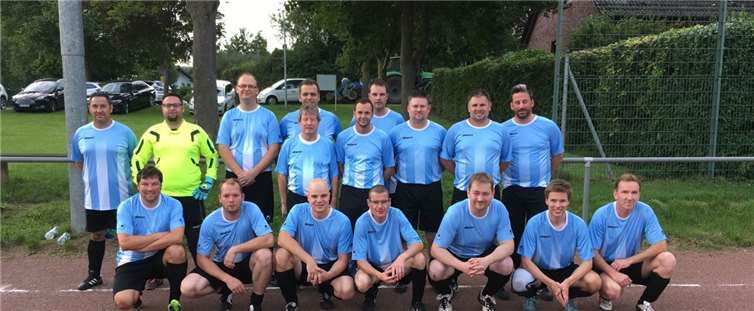 Die Alten Herren des SV Ochtendung bei ihrem Gastspiel bei der SG Lonnig/Rüber.privat