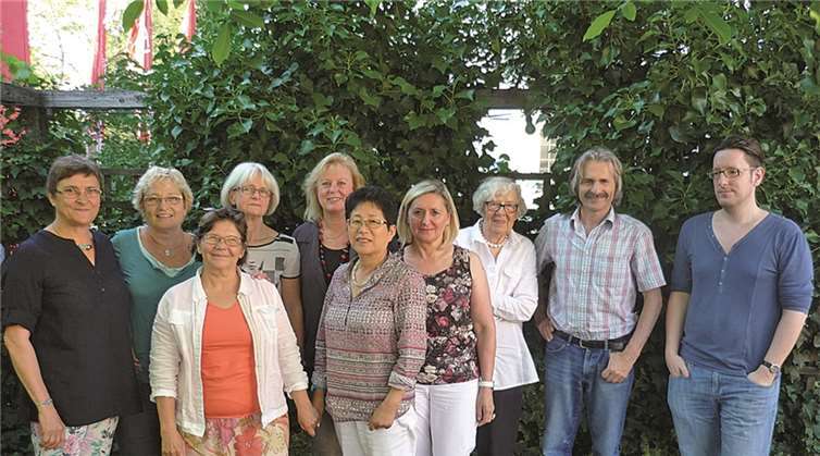Die Andernacher Künstlergruppe „Regenbogen94“ zeigt ihre Werke.privat