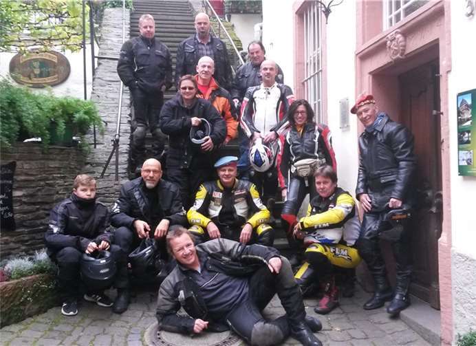 Die Andernacher Prinzengarde-„Motorrad-Gang“. privat