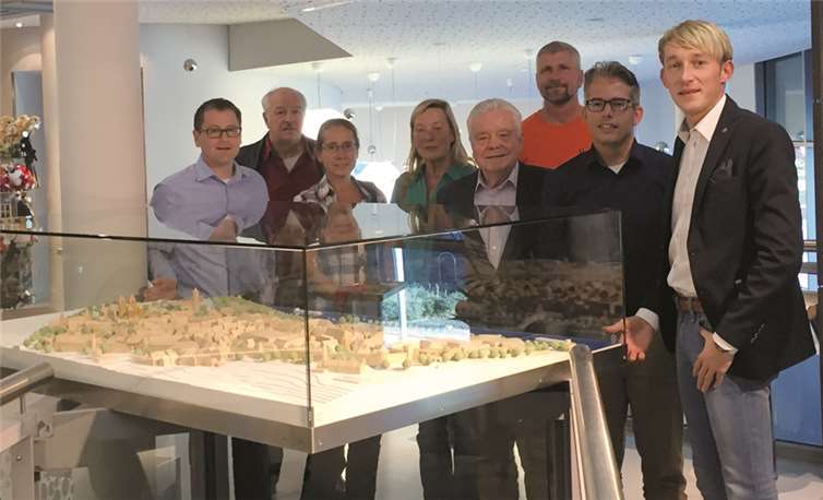 Die Andernacher Sozialdemokraten informierten sich vor Ort über die jüngsten Entwicklungen. privat