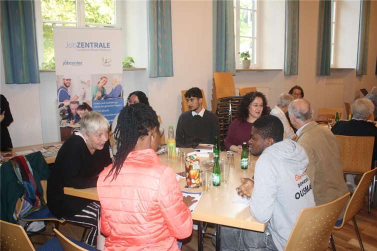 Die Andernacher Stadtgespräche wollen über Fluchtgründe, über die damit verbundenen individuellen Schicksale und über Integrationsprozesse informieren. Authentische Berichte von Schutzsuchenden sensibilisieren für einen verständnisvollen Umgang miteinander.  Fotos:privat