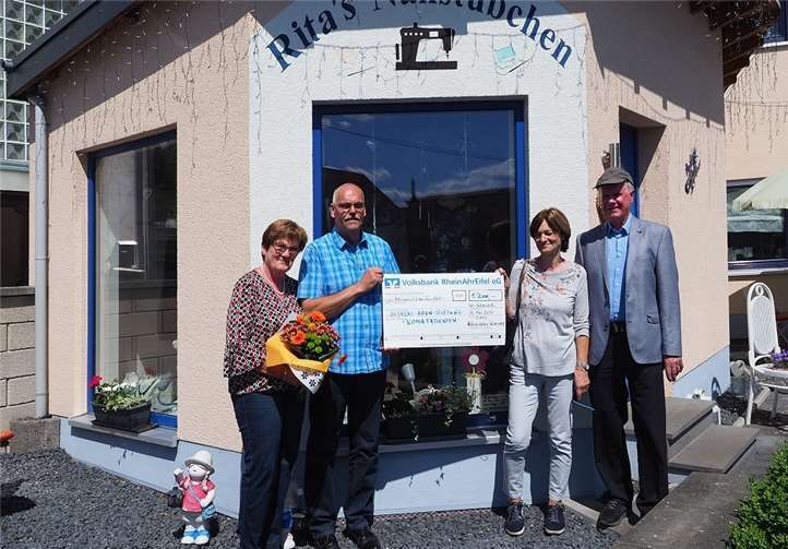 Die Andreas-Hanh-Stiftung konnte sich über 1.200 Euro freuen. Fotos: privat