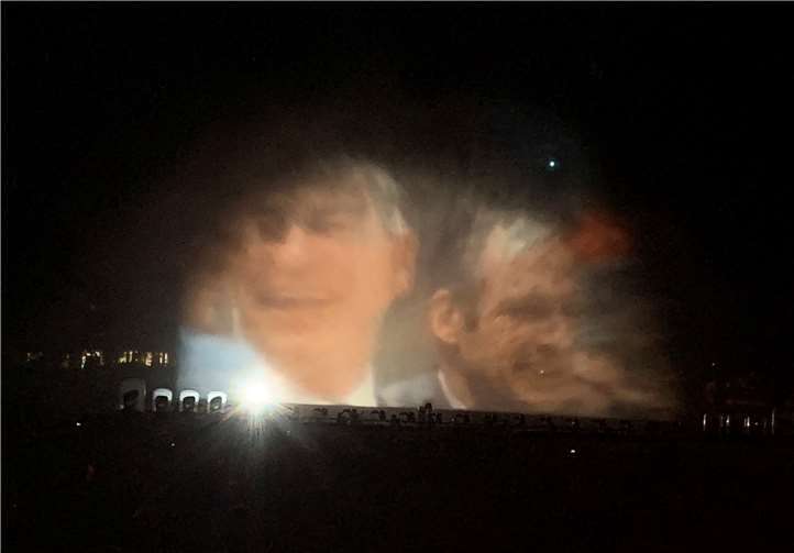 Die Anfänge der deutschen Demokratie waren Teil des Lichterspektakels.