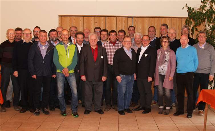 Die Anwesenden bei der Mitgliederversammlung zur Aufstellung der Liste für den erbandsgemeinderat.Foto: privat