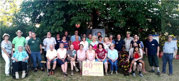 Die Anwohner der Goethestraße feiern das 40-jährige Jubiläum.Fotos: privat