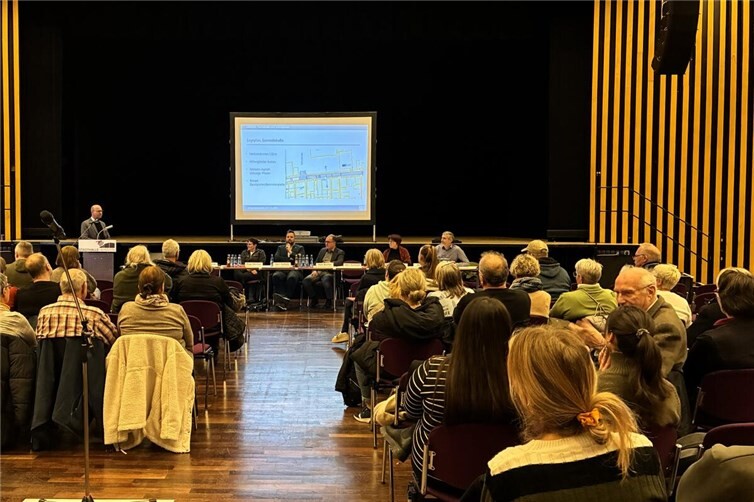 Die Anwohner wurden über den geplanten Ausbau informiert.Foto: Christoph Noack / Stadtverwaltung Lahnstein