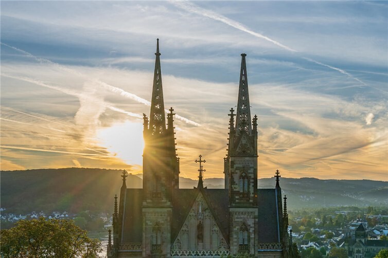 Die Apollinariskirche beim Sonnenaufgang (2025)