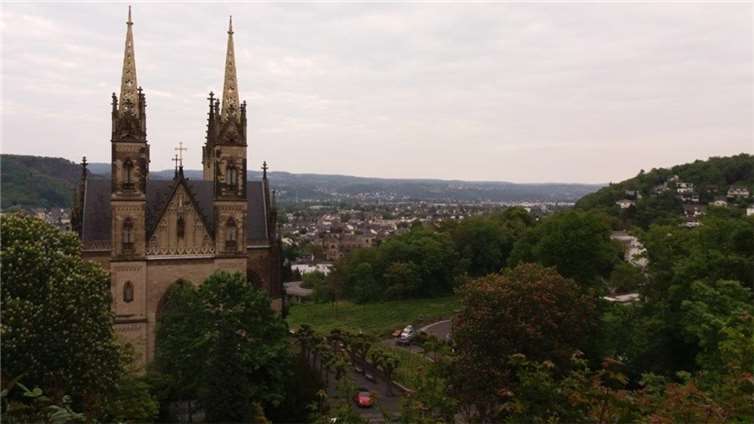 Die Apollinariskirche in Remagen ist das Ziel der Ahrweiler Schützen. Foto: privat