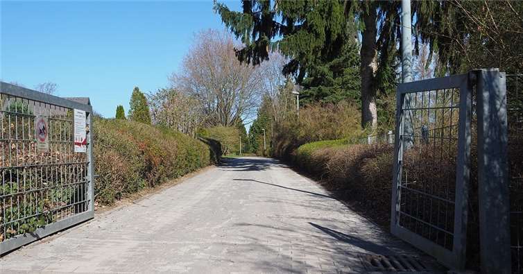 Die Arbeiten am Rübenacher Friedhof sind fertig.Fotos: privat