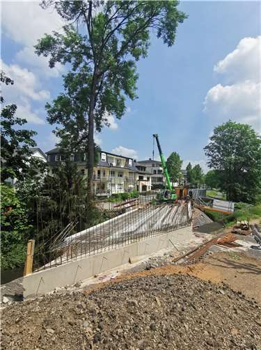 Die Arbeiten an den neuen Mühlenteichbrücken schreiten gut voran.Quelle: Landesgartenschau gGmbH