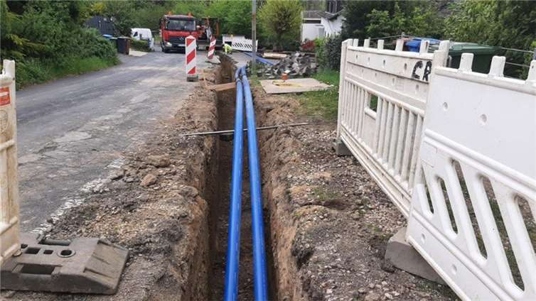 Die Arbeiten in Hesseln waren nicht einfach und mussten in engen Straßen durchgeführt werden. Die Anlieger nahmen es gelassen, wofür Landrat Achim Hallerbach ausdrücklich seinen Dank sagt.