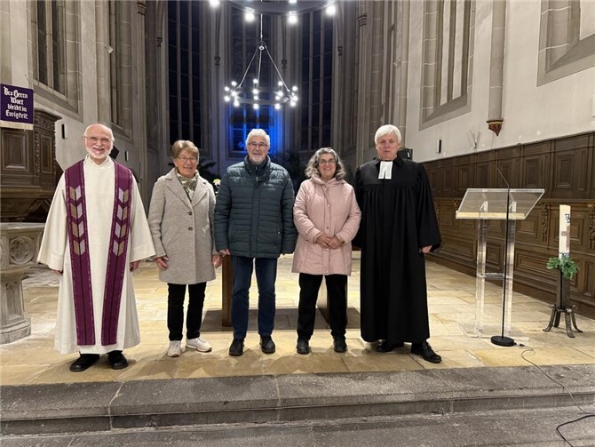 Die Arbeitsgemeinschaft Christlicher Kirchen (ACK) Andernach feierte im Rahmen der FriedensDekade 2025 am Buß- und Bettag in der Andernacher Christuskirche einen Bittgottesdienst für den Frieden. Foto: Judit Schlenzig