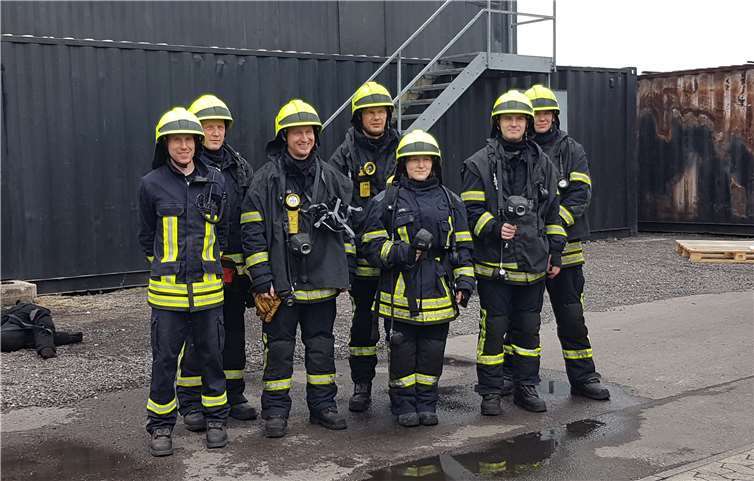 Die Atemschutzgeräteträger der Feuerwehr Dreckenach bei ihrer jährlichen Heißausbildung. Fotos: FFW Dreckenach