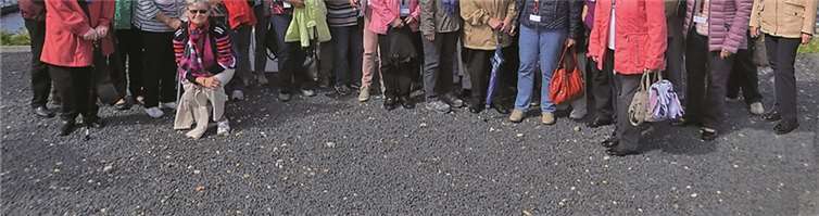 Die Ausflüglerinnen in bester Laune am Rurstausee.  Privat