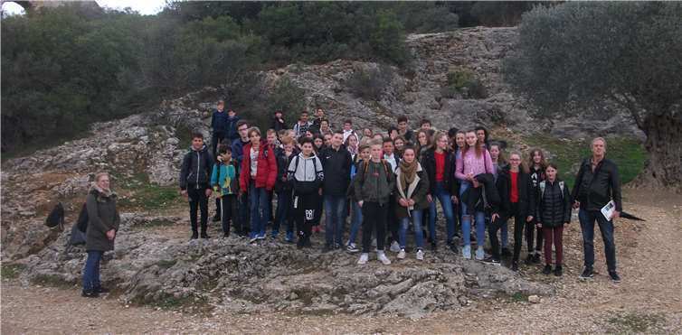 Die Ausflugsgruppe am Pont du Gard.