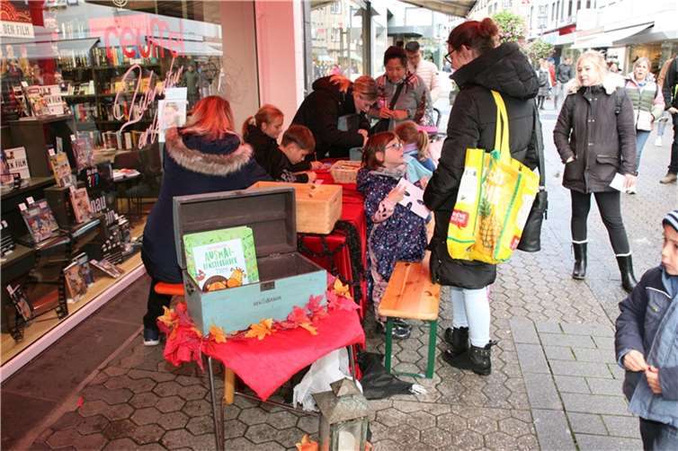 Die Ausmalaktionen der Buchhandlung Reuffel waren stets dicht umlagert.