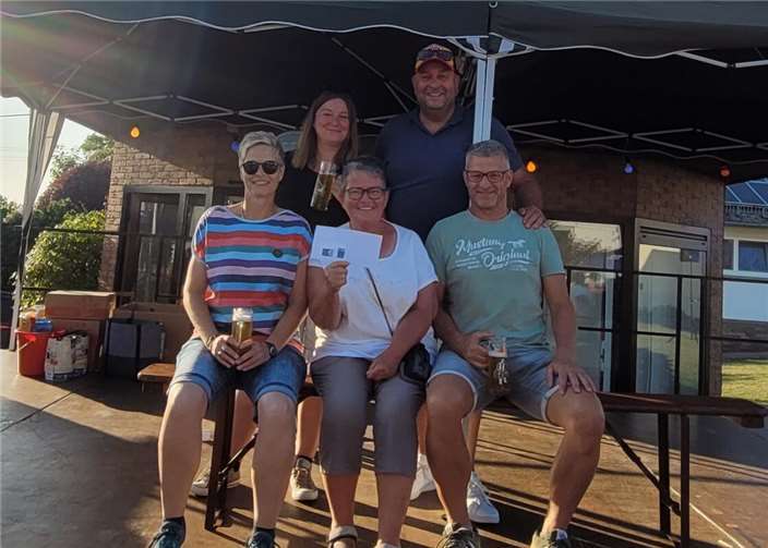 Jubiläums-Kirschbaumfest war ein voller Erfolg Die Ausrichter freuten sich über den regen Zuspruch.  Foto: privat