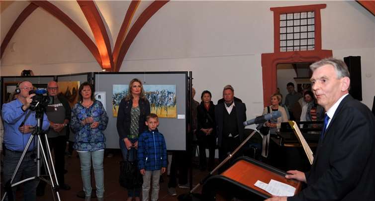 Die Ausstellung „Kunst im Rathaus“ wurde eröffnet. privat