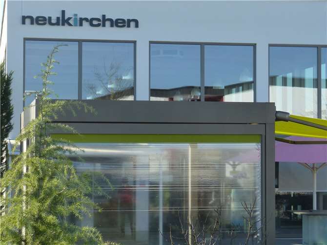 Die Ausstellungsräume sind in Wachtberg Villip zu finden.