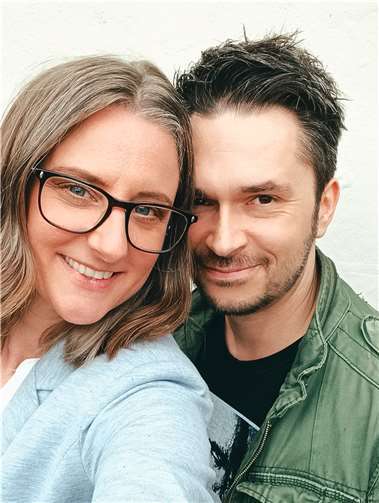 Die Autoren Claudia Schwindt und Lars Neger.  Fotos: privat