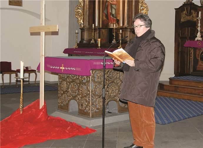 Die Autorin Petra Stadtfeld las in der Marienkirche aus ihrem Buch „Seid behütet!“