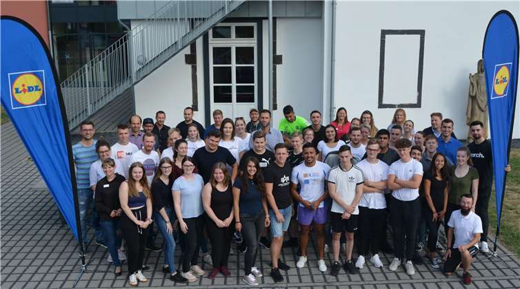 Die Azubis der Lidl-Regionalgesellschaft Koblenz freuen sich über ihren Ausbildungsbeginn.Foto: Lidl-Regionalgesellschaft Koblenz