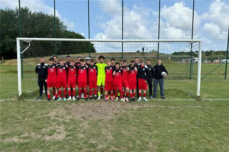 Die B1 und D1 der JSG Linz / Rheinbrohl verbrachten ein tolles Wochenende in Oostende. Fotos: privat