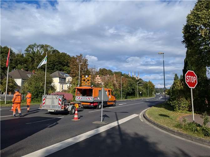 Die B9 kurz hinter Remagen ist nach einem Unfall voll gesperrt. Foto: privat