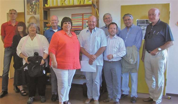 Die BIZ-Fraktion bei ihrem Besuch der Jugendkulturwerkstatt.privat