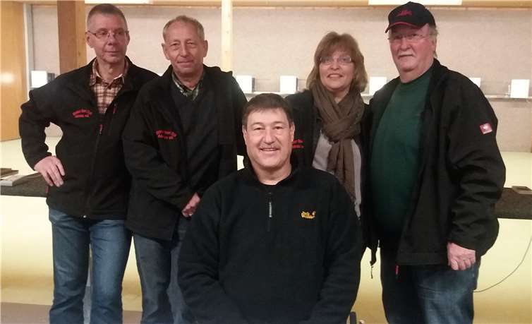 Die BSC IV-Schützen : F. Hartmann, B. Brischwein, U. Krämer, B. Hilger, J. Diewald (v.l.).  privat