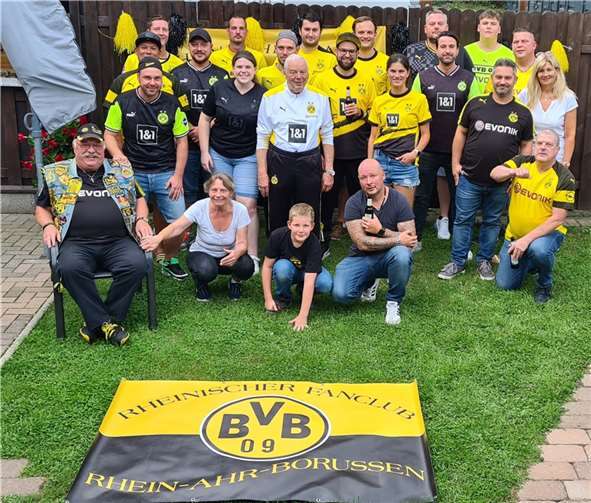 Die BVB-Rhein-Ahr-Borussen nach der Versammlung.  Foto: Ronja Tillmann