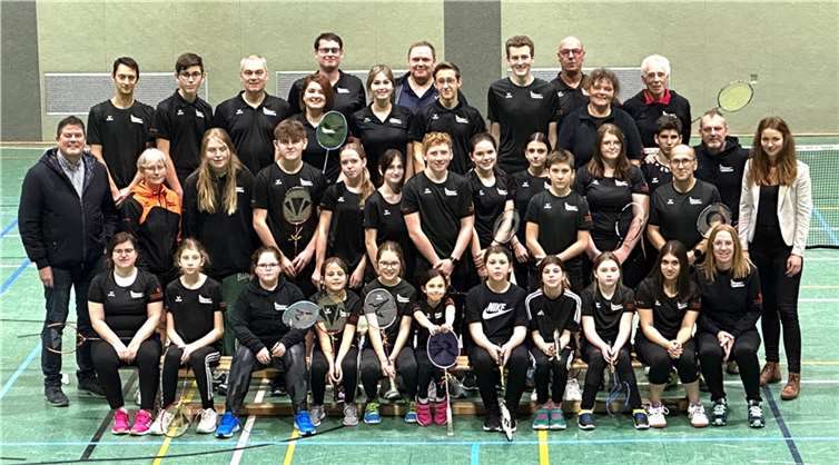 Die Badmintonabteilung des TuWi Adenau. Quellen: TuWi Adenau