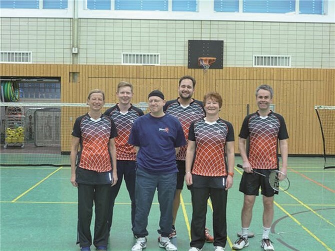Die Badmintonmannschaft des SV Rot-Weiß Rheinbreitbach.privat
