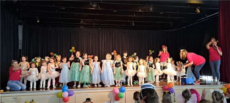 Die Bambini Tanzgruppe mit dem Motto „Disney“ mit 31 Kindern. Fotos: privat
